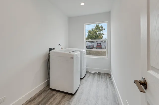 $284,900 | 145 East Elm Street, Braidwood, IL 60408