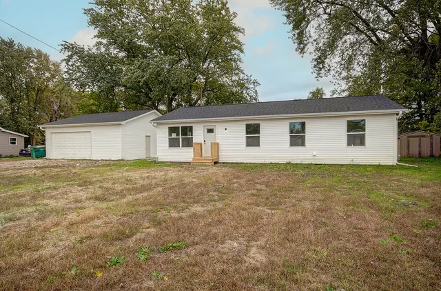 $284,900 | 145 East Elm Street, Braidwood, IL 60408