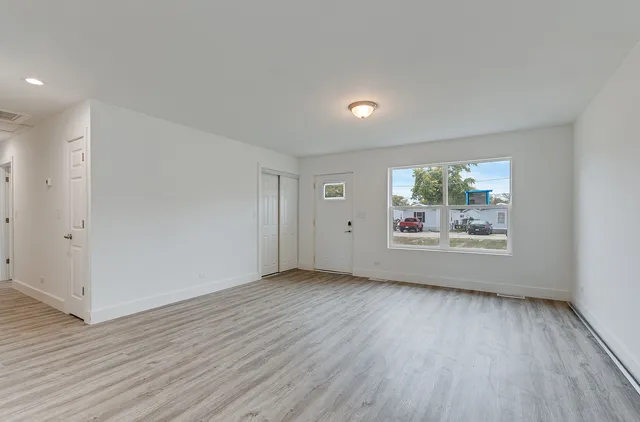 $284,900 | 145 East Elm Street, Braidwood, IL 60408