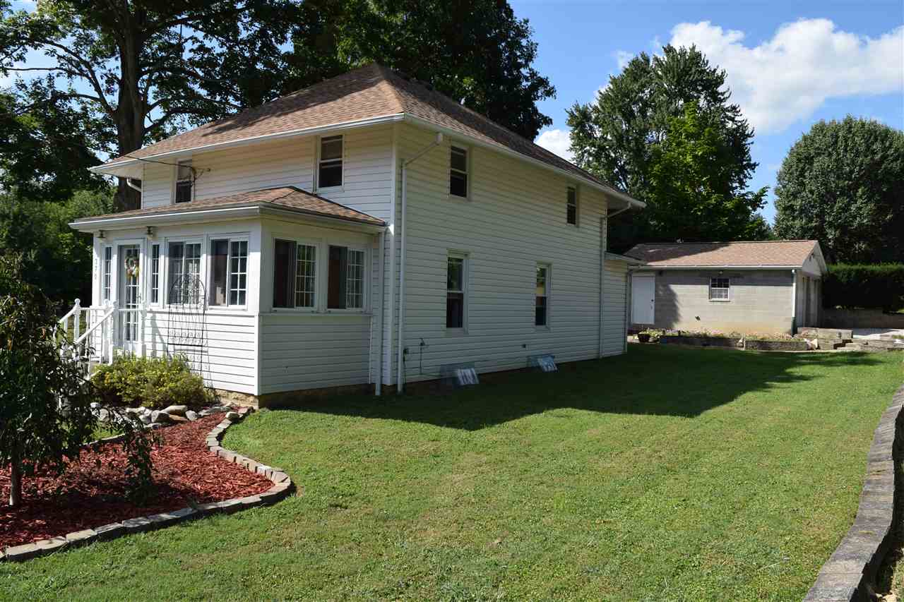 370 Walnut Street Elberfeld, IN 47613 - Photo 2 of 29 Gallery Image 2