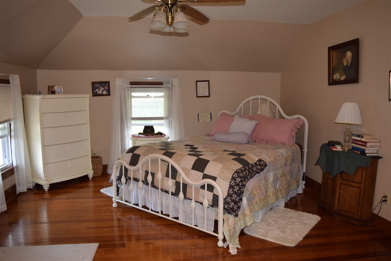 370 Walnut Street Elberfeld, IN 47613 - Photo 16 of 29 Gallery Image 16