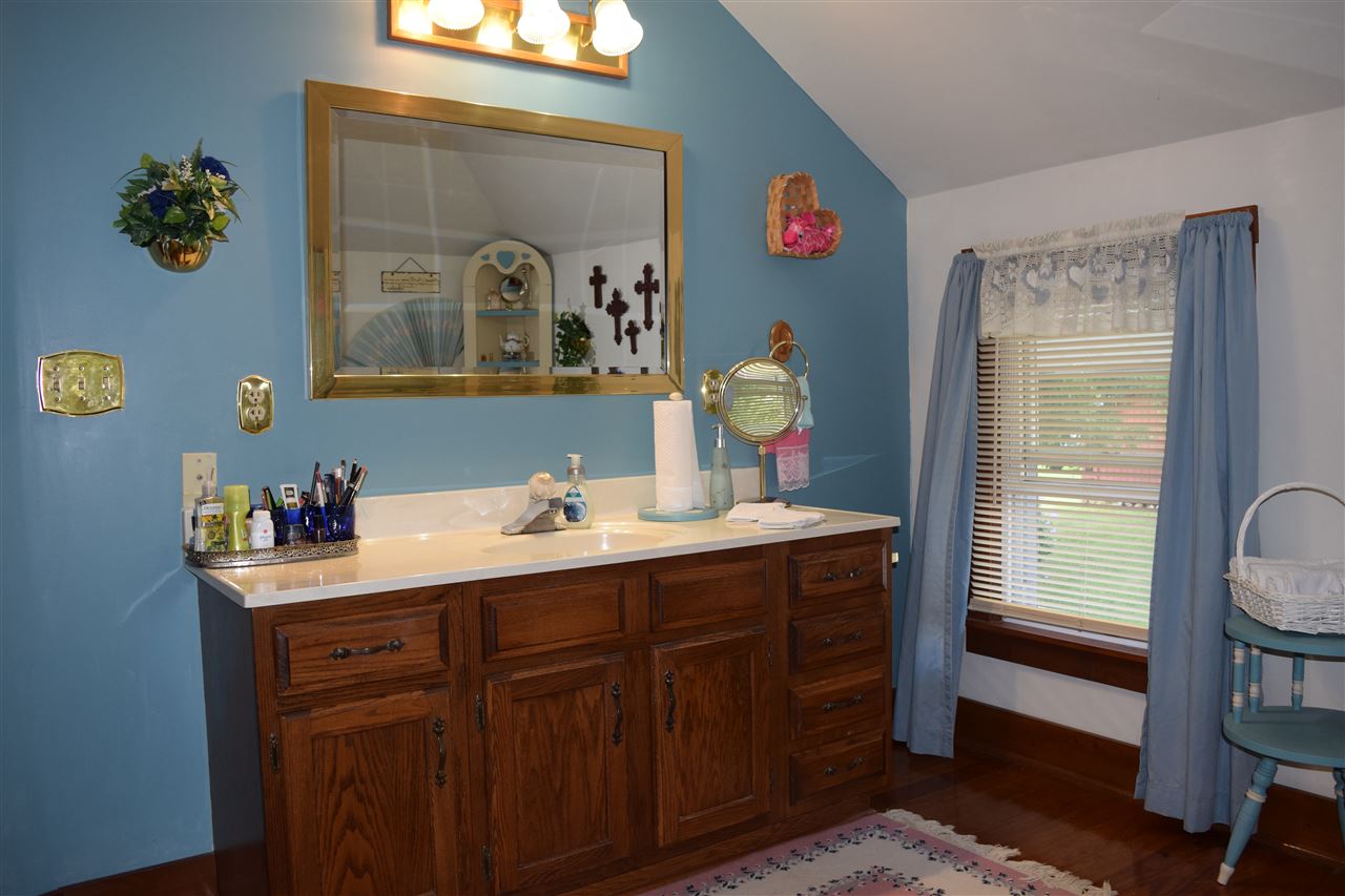 370 Walnut Street Elberfeld, IN 47613 - Photo 22 of 29 Gallery Image 22