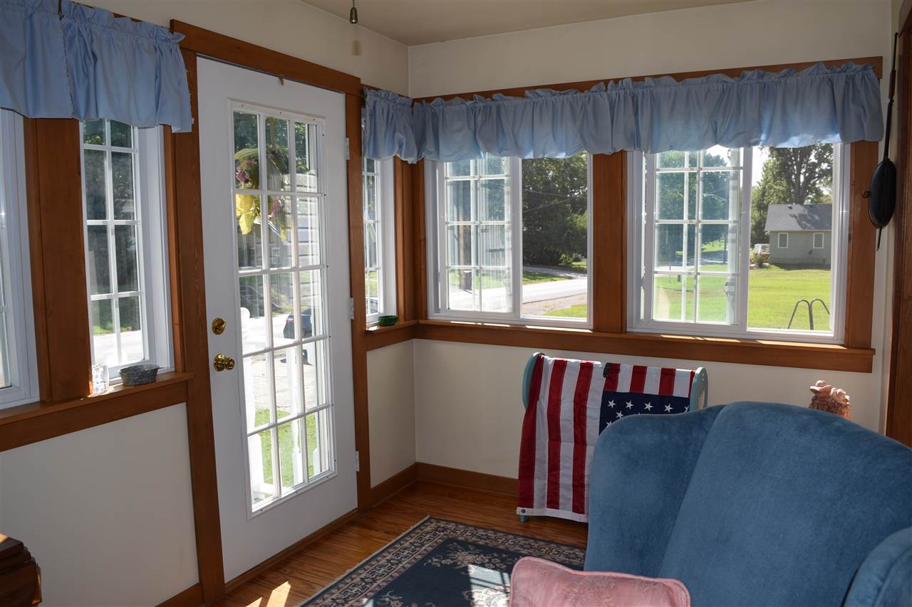 370 Walnut Street Elberfeld, IN 47613 - Photo 5 of 29 Gallery Image 5