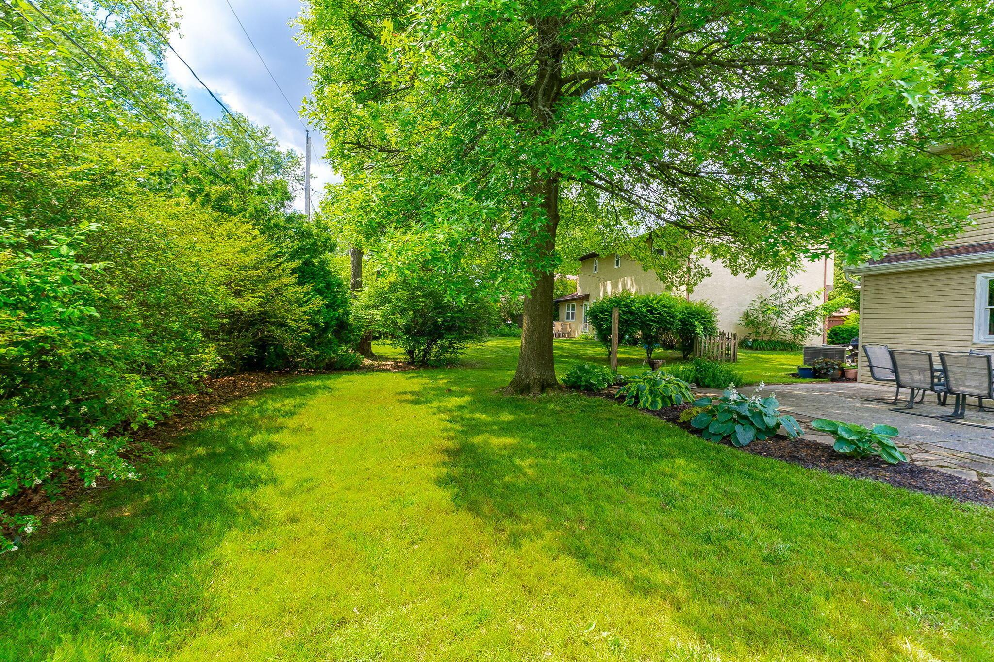 5478 Larkwood Road Columbus, OH 43229 - Photo 47 of 50 5478 Larkwood Rd (Exterior)-15