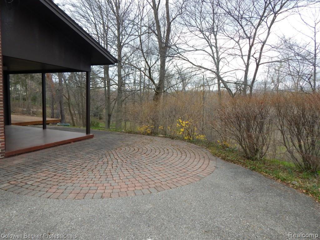 19846 Beverly Road Franklin, MI 48025 - Photo 51 of 51 DSCN1651.jpg