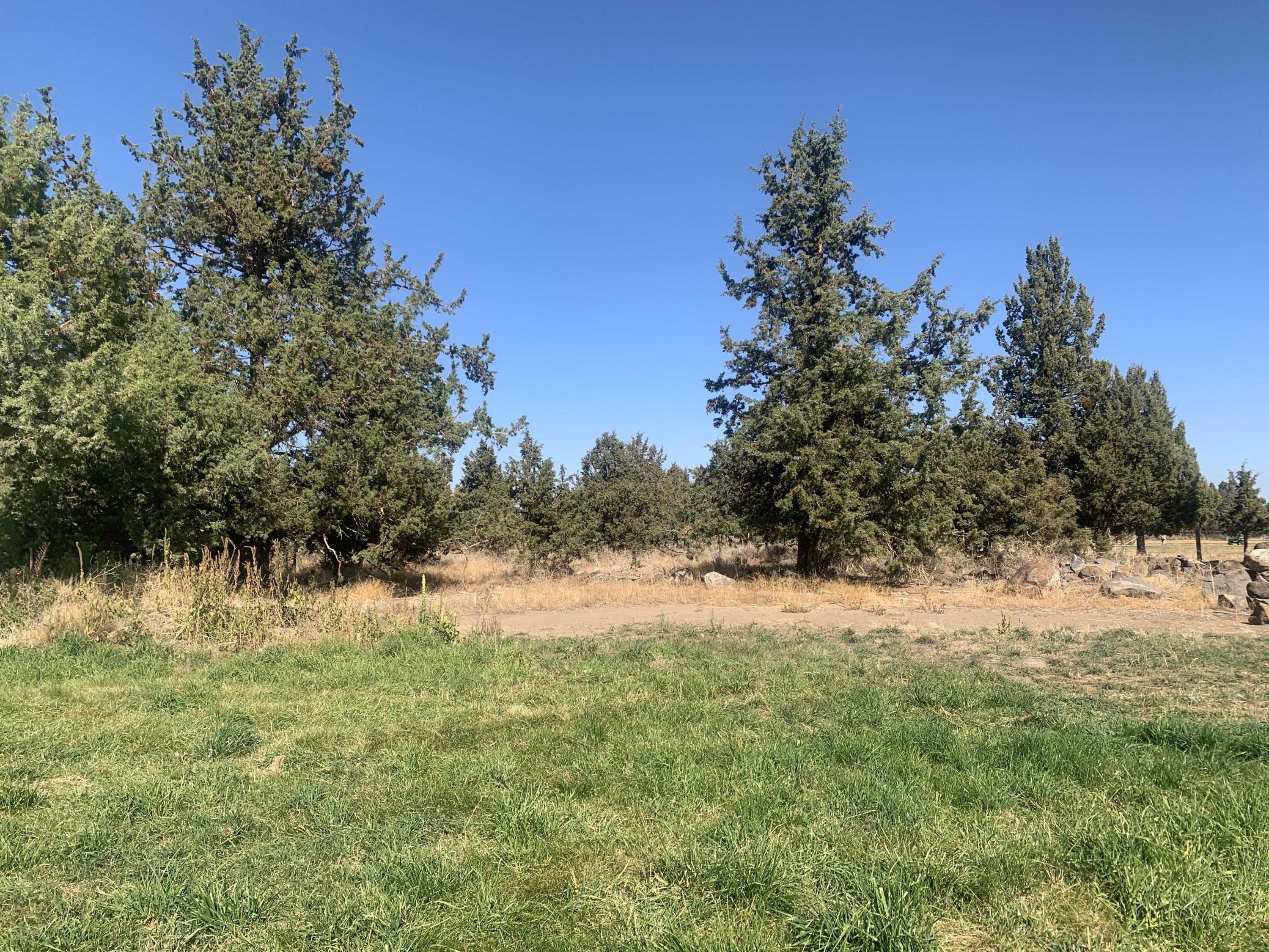 18895 Couch Market Road Bend, OR 97703 - Photo 2 of 5 IMG-8425