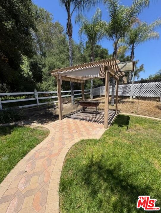 1808 Fallbrook Oaks Court Fallbrook, CA 92028 - Photo 19 of 64