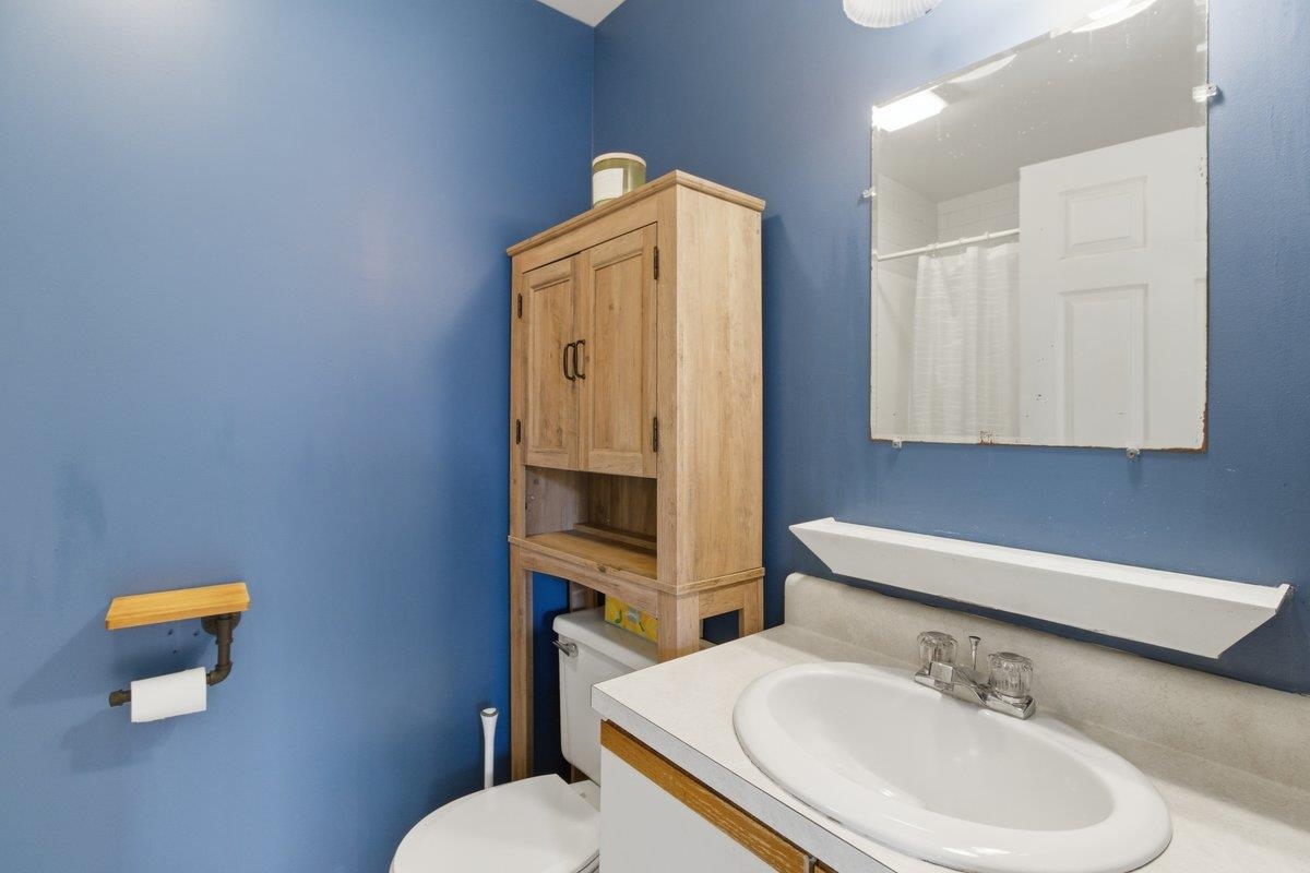 432 South Street, Unit D2 Bennington, VT 05201 - Photo 15 of 27