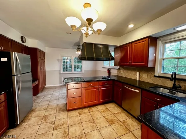 $6,400 | 12 Hobart Gap Road, Short Hills, NJ 07078