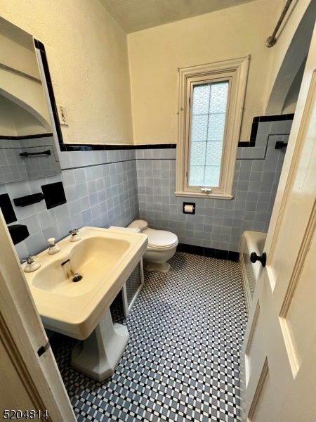 12 Hobart Gap Road Short Hills, NJ 07078 - Photo 29 of 48