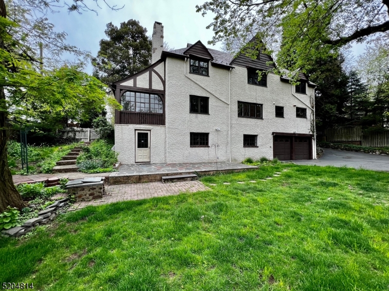 12 Hobart Gap Road Short Hills, NJ 07078 - Photo 48 of 48