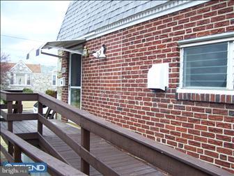 8829 Blue Grass Road Philadelphia, PA 19152 - Photo 2 of 12 Exterior Side