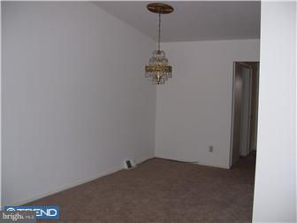 8829 Blue Grass Road Philadelphia, PA 19152 - Photo 5 of 12 Dining Room
