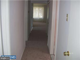 8829 Blue Grass Road Philadelphia, PA 19152 - Photo 8 of 12 Gallery Image 8