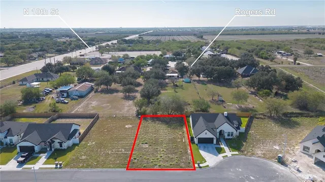 a picture of city view