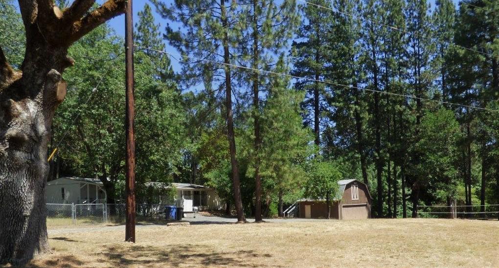 2104 Pine Grove Road Rogue River, OR 97537 - Photo 12 of 36 2nd Legal Residential Home with Garage -