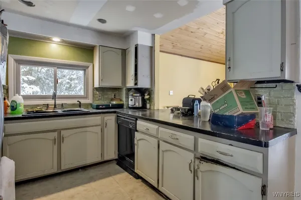 $199,900 | 76 Tarn Trail, Concord, NY 14069
