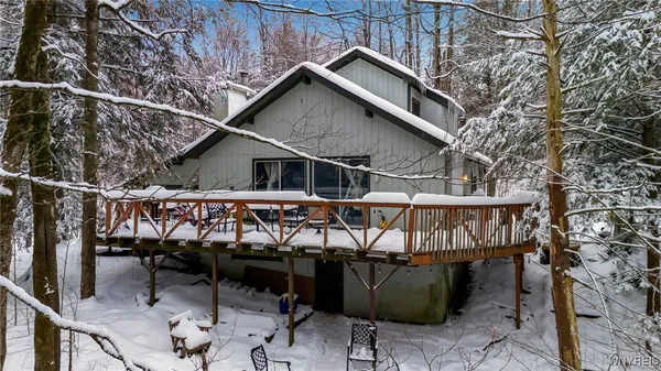 $199,900 | 76 Tarn Trail, Concord, NY 14069