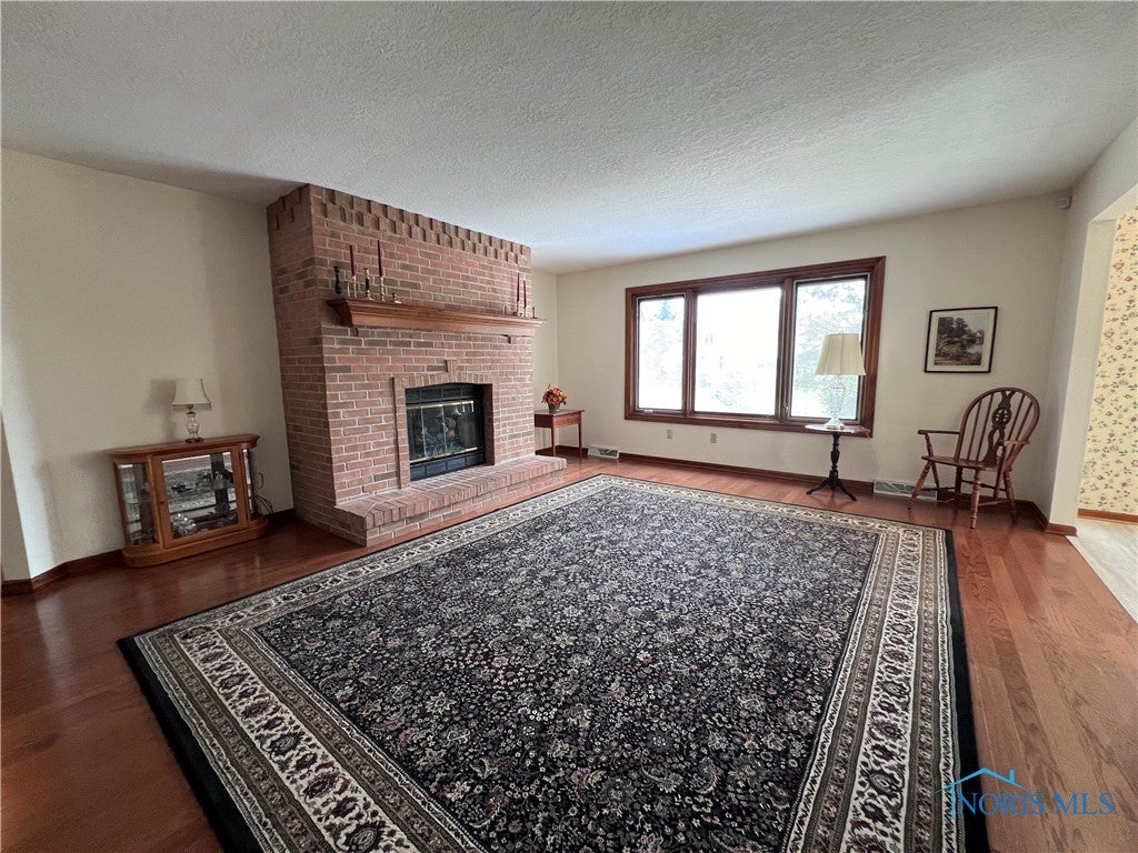8029 Bittersweet Road Sylvania, OH 43560 - Photo 2 of 28 Gallery Image 2