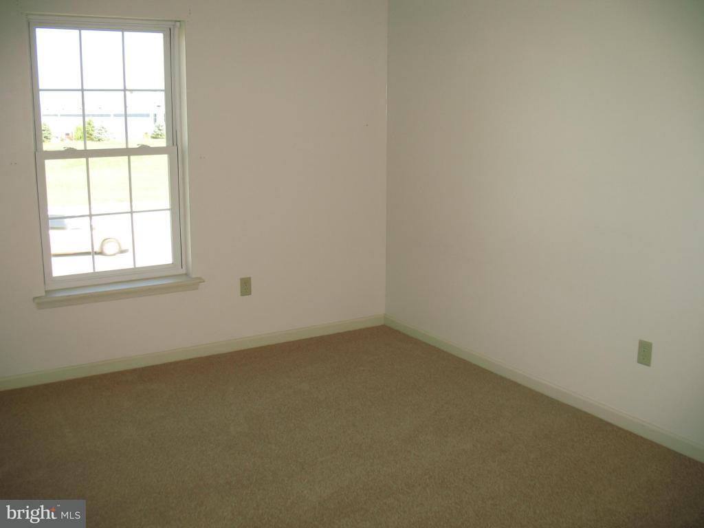 3995 Board Road Manchester, PA 17345 - Photo 12 of 16 Gallery Image 12