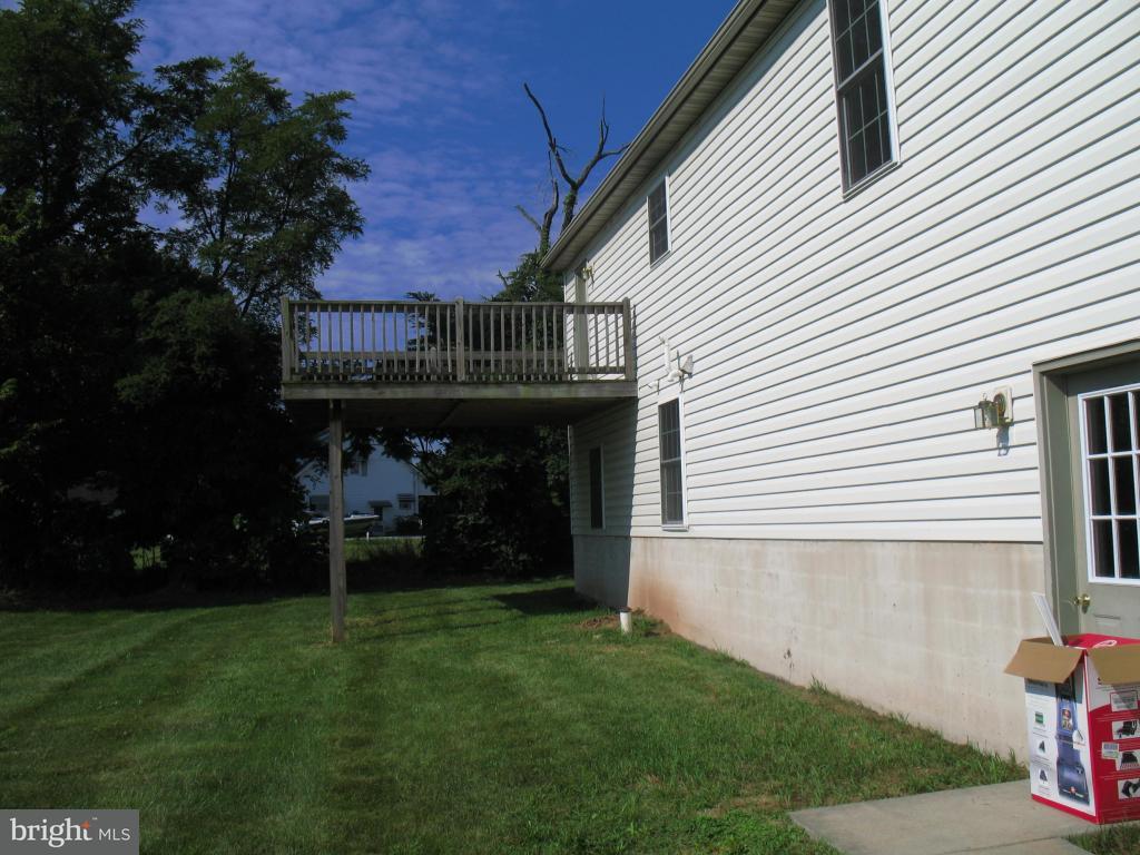 3995 Board Road Manchester, PA 17345 - Photo 4 of 16 Gallery Image 4