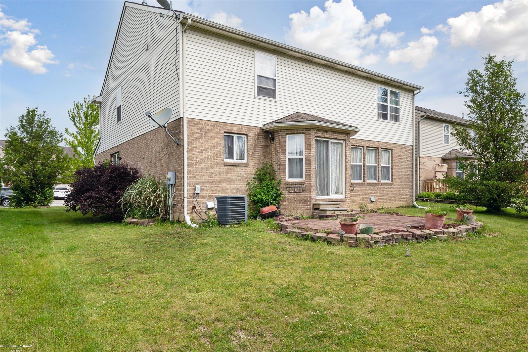16397 Harrison Road Romulus, MI 48174 - Photo 30 of 35