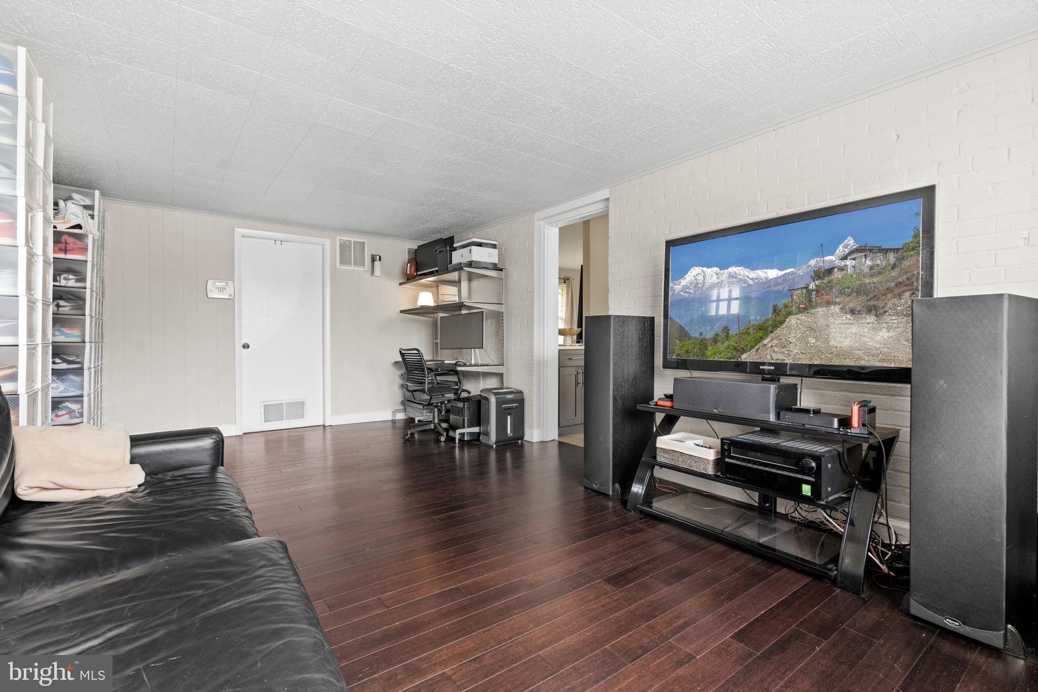 6608 Independence Avenue Springfield, VA 22151 - Photo 12 of 27