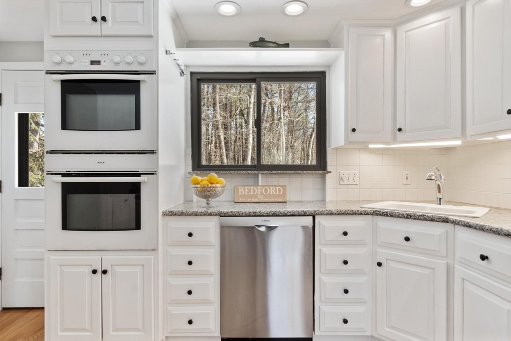 27 Fox Run Road Bedford, MA 01730 - Photo 15 of 42 Gallery Image 15
