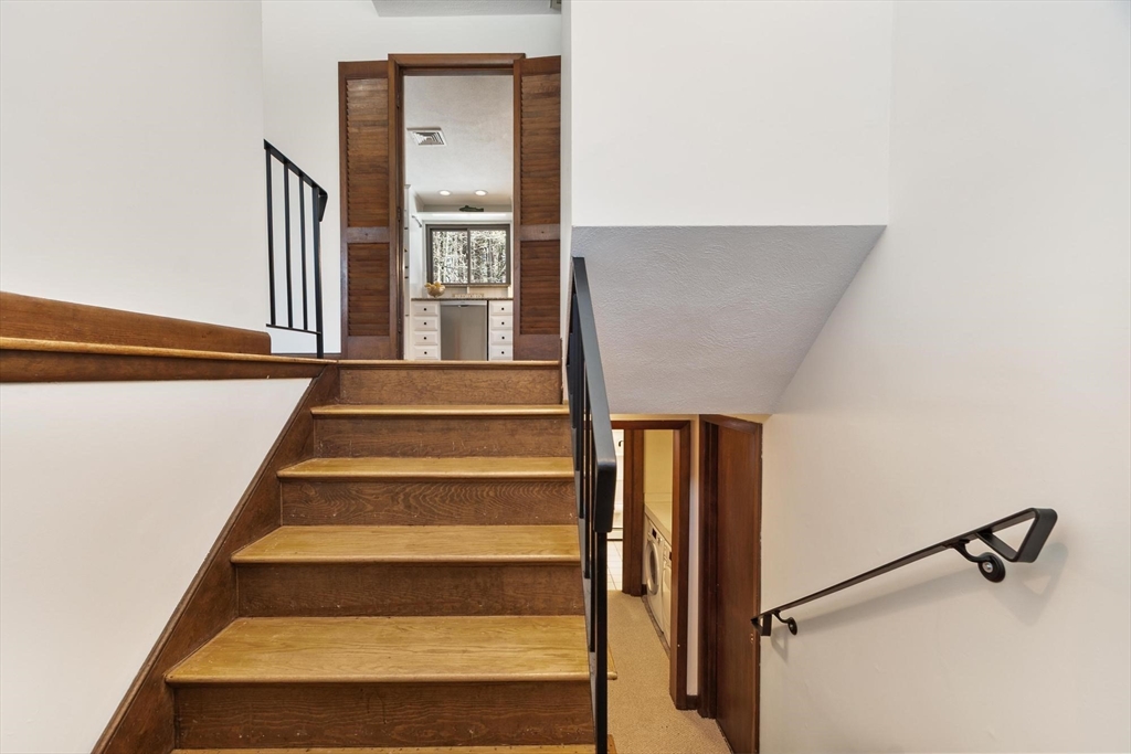 27 Fox Run Road Bedford, MA 01730 - Photo 30 of 42 Gallery Image 30