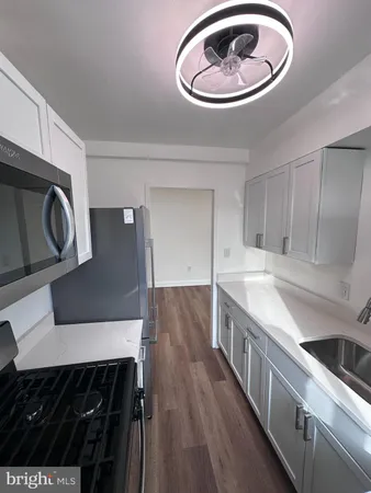 $1,700 | 1907 Marion Barry Avenue Southeast, Unit 309, Washington, DC 20020