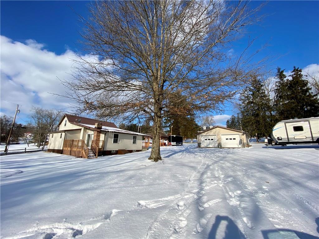 1215 Crucible Road Rices Landing, PA 15357 - Photo 8 of 25