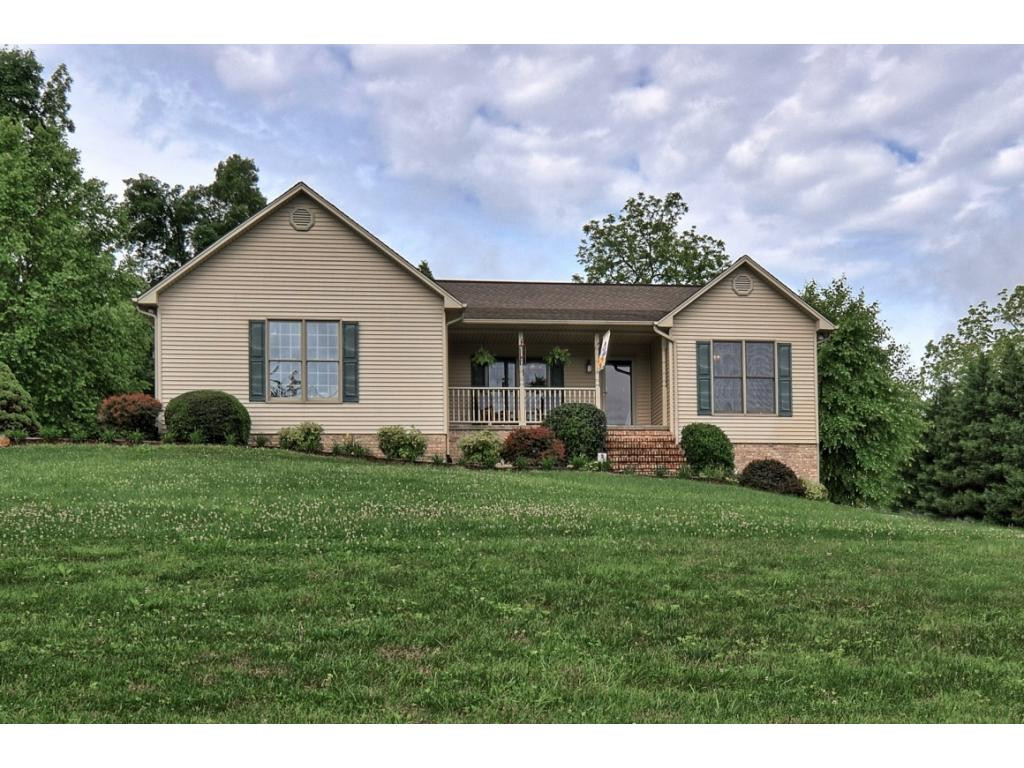 200 Lakeshore Road Bluff City, TN 37618 - Photo 1 of 36 Photo 1