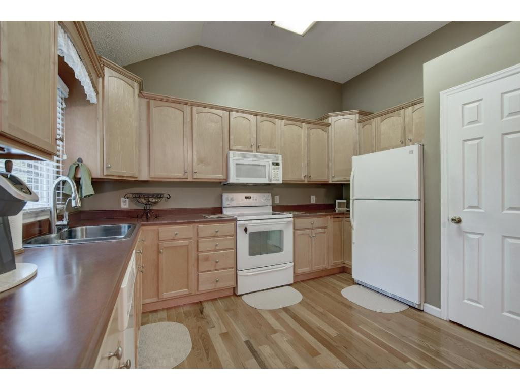 200 Lakeshore Road Bluff City, TN 37618 - Photo 13 of 36 Photo 13