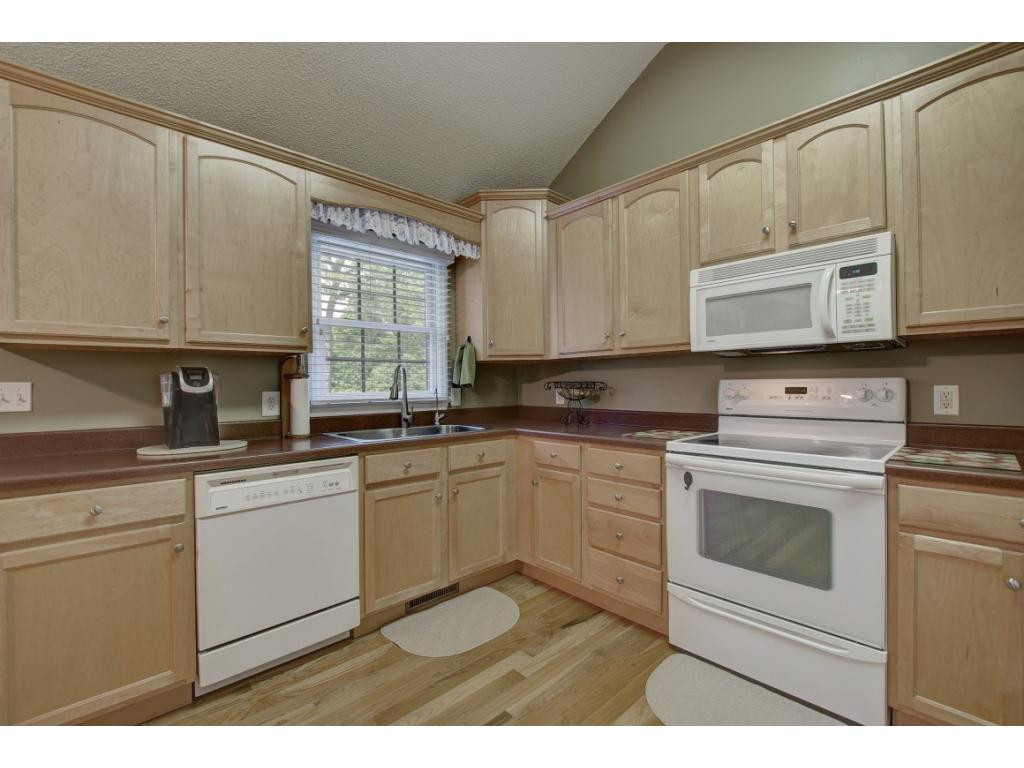 200 Lakeshore Road Bluff City, TN 37618 - Photo 14 of 36 Photo 14