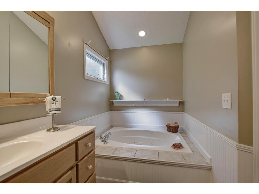 200 Lakeshore Road Bluff City, TN 37618 - Photo 20 of 36 Photo 20