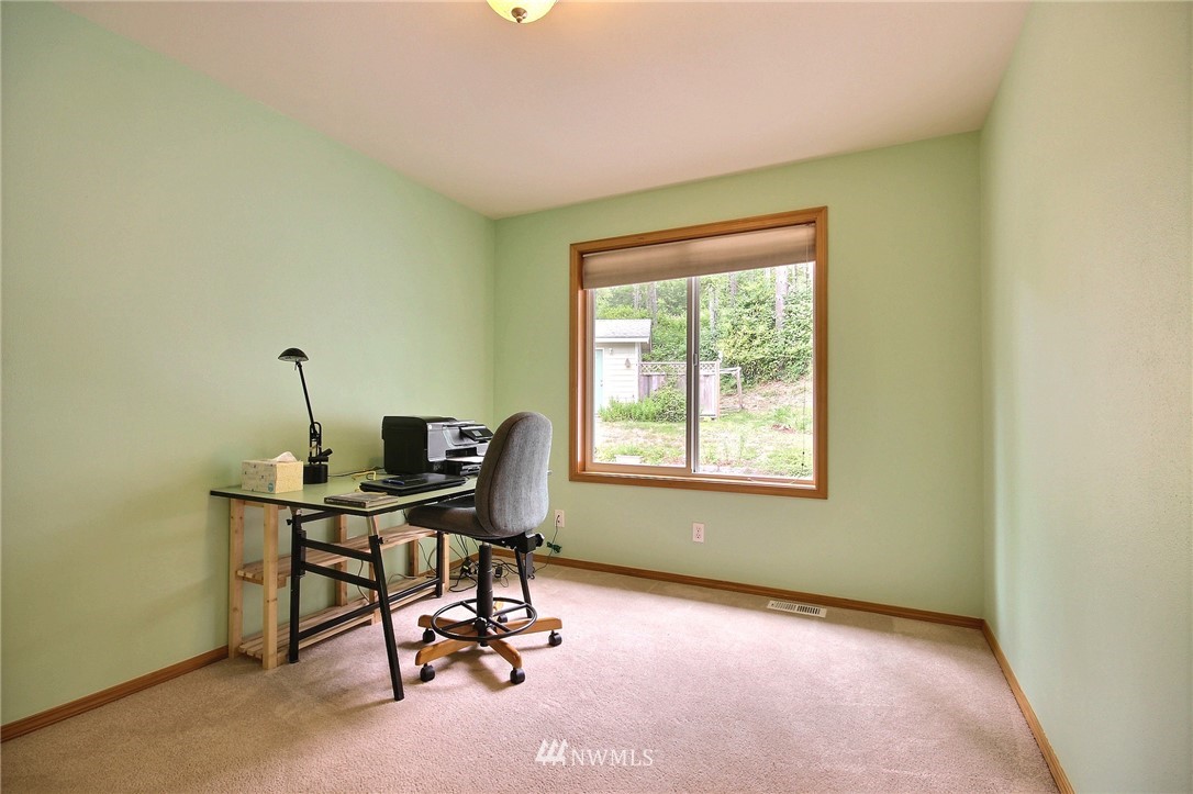 12741 Yellow Brick Road Southeast Olalla, WA 98359 - Photo 14 of 25 Gallery Image 14