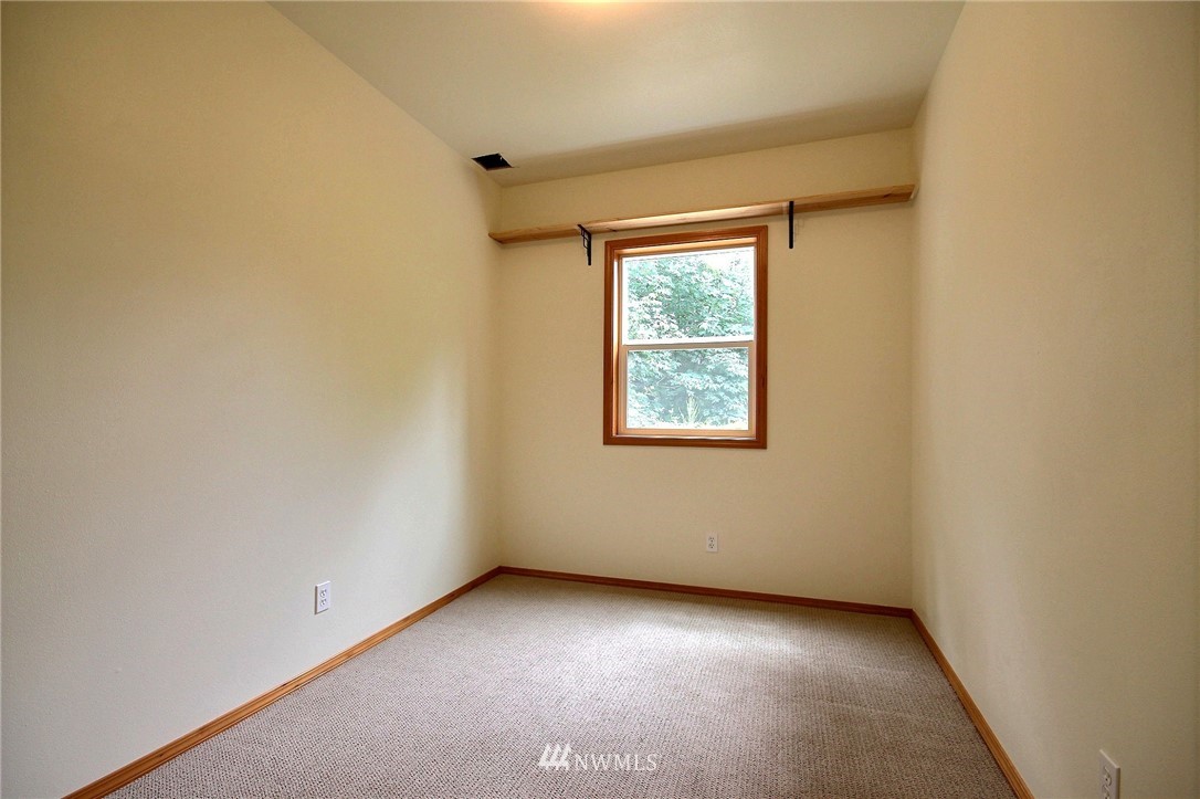 12741 Yellow Brick Road Southeast Olalla, WA 98359 - Photo 17 of 25 Gallery Image 17