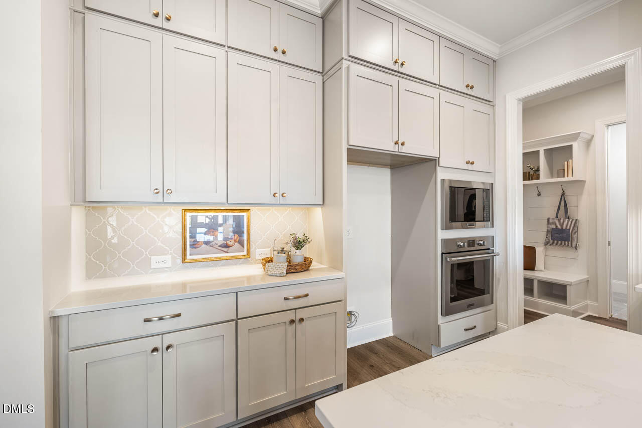 1047 Coldspring Circle Durham, NC 27705 - Photo 18 of 57 Undercabinet Lighting