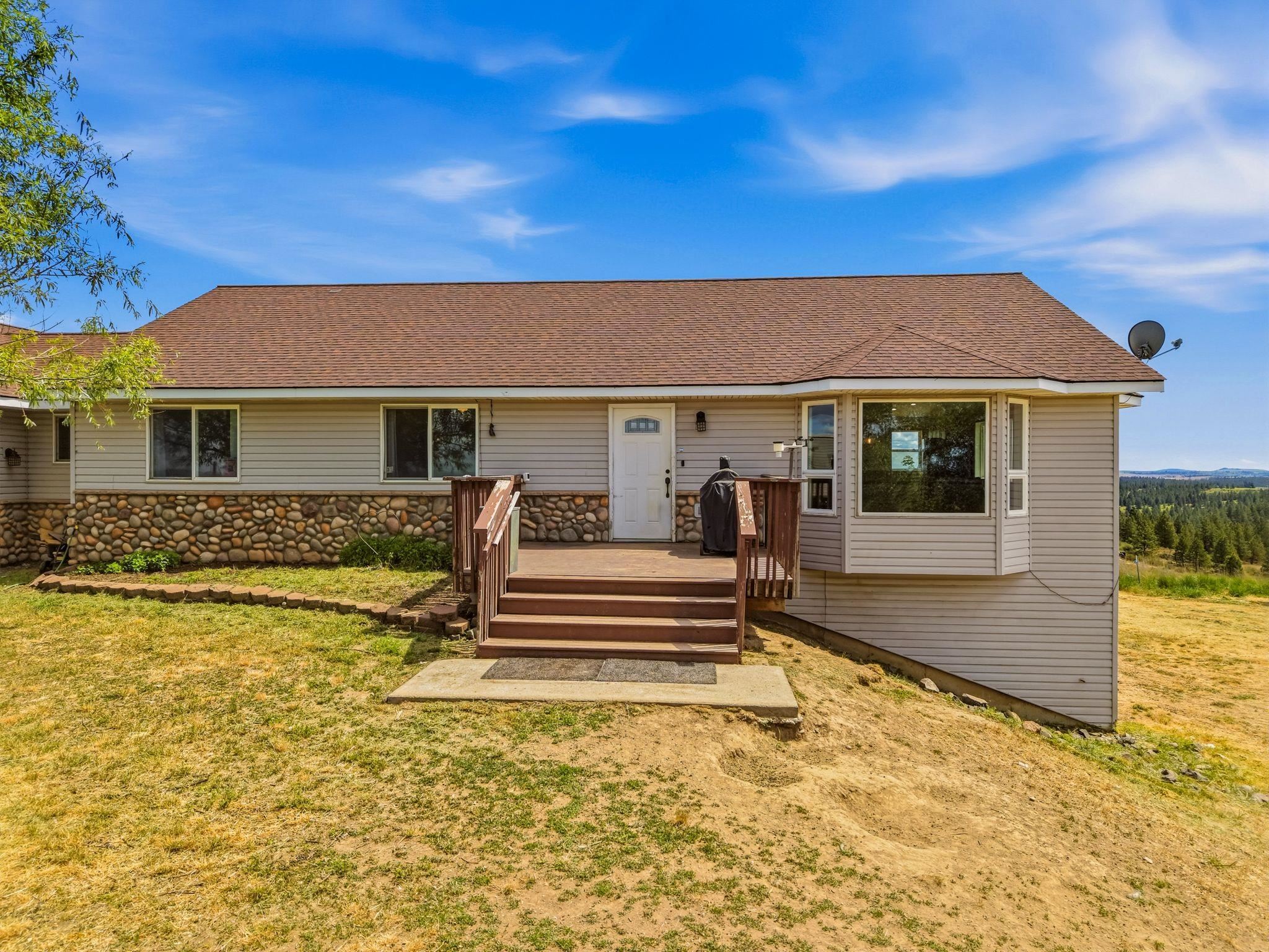 36127 Hart Road Davenport, WA 99122 - Photo 2 of 48