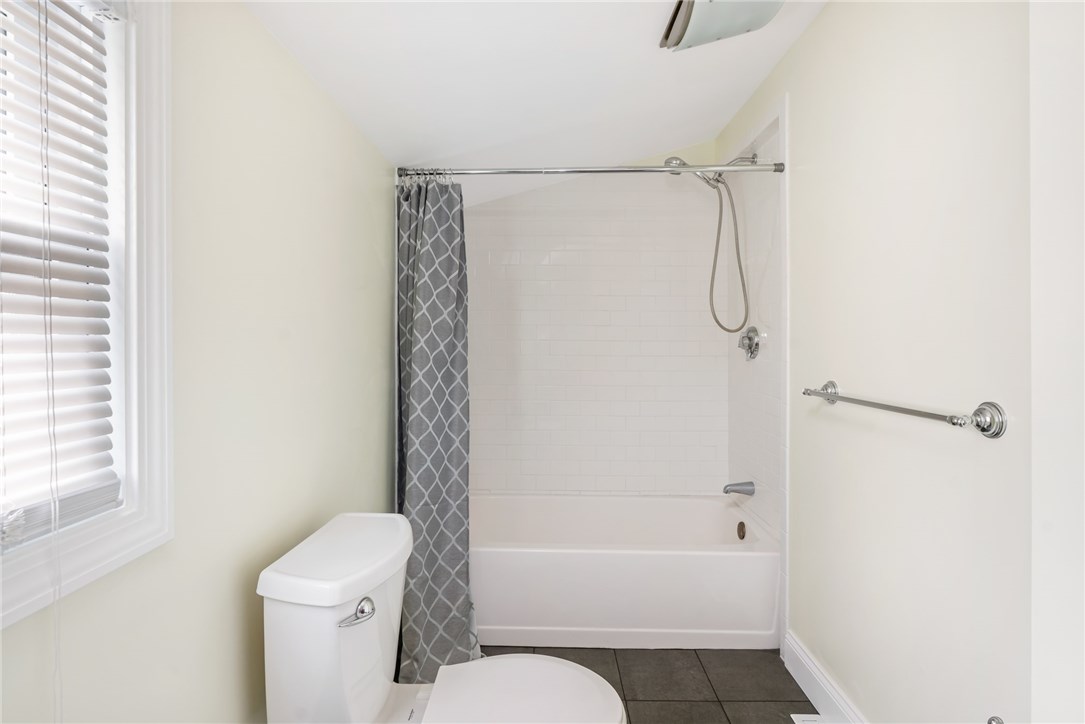 1780 West Shore Road Warwick, RI 02889 - Photo 11 of 12 Gallery Image 11