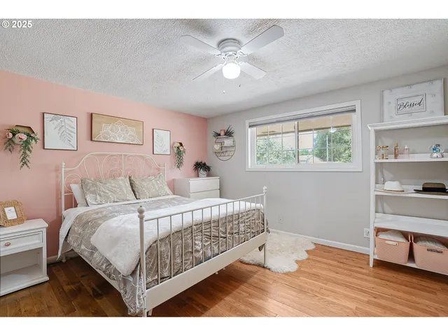 $699,000 | 20415 Highway 213, Oregon City, OR 97045