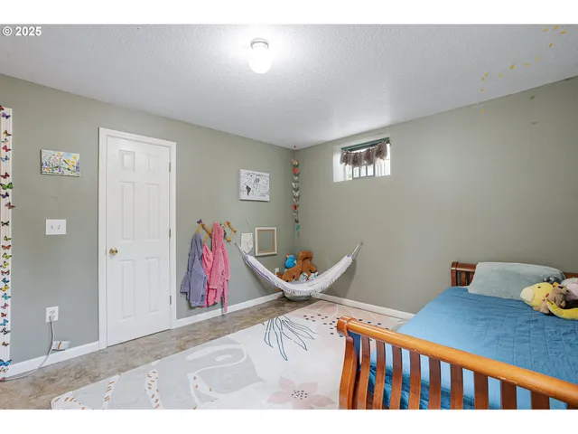 $699,000 | 20415 Highway 213, Oregon City, OR 97045