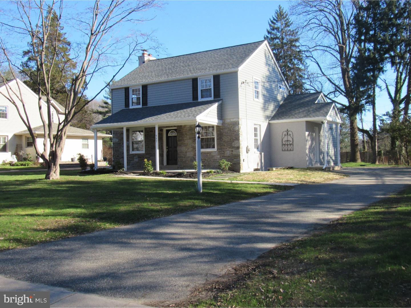 327 Lewis Road Broomall, PA 19008 - Photo 1 of 25