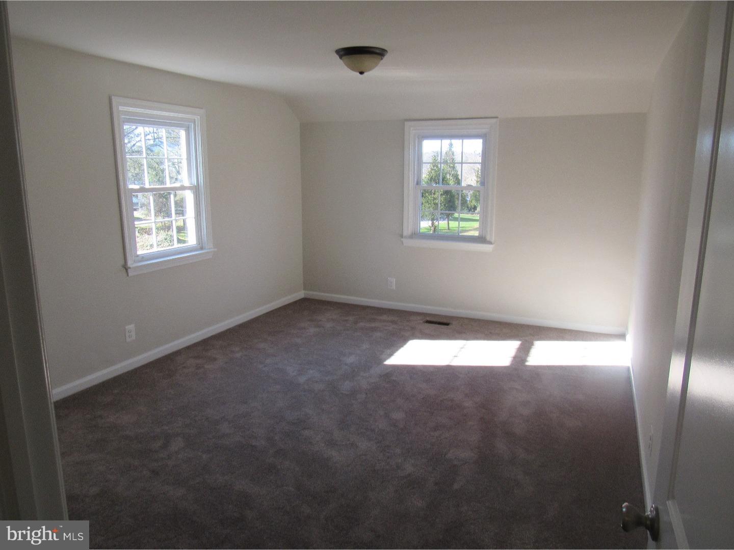 327 Lewis Road Broomall, PA 19008 - Photo 17 of 25