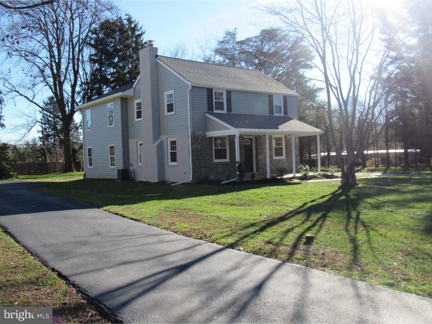 327 Lewis Road Broomall, PA 19008 - Photo 3 of 25