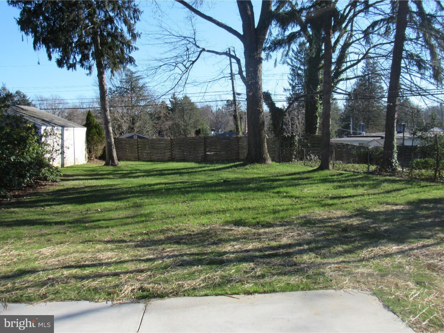 327 Lewis Road Broomall, PA 19008 - Photo 24 of 25