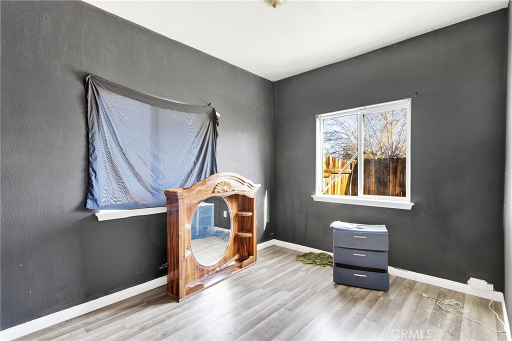 16255 Seneca Road Victorville, CA 92395 - Photo 12 of 38