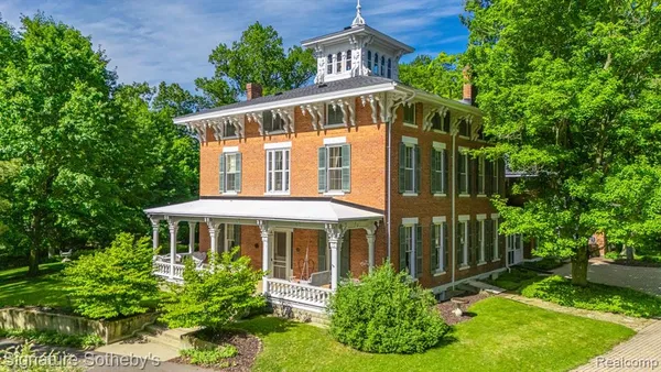 $1,499,000 | 410 North Eagle Street, Marshall, MI 49068