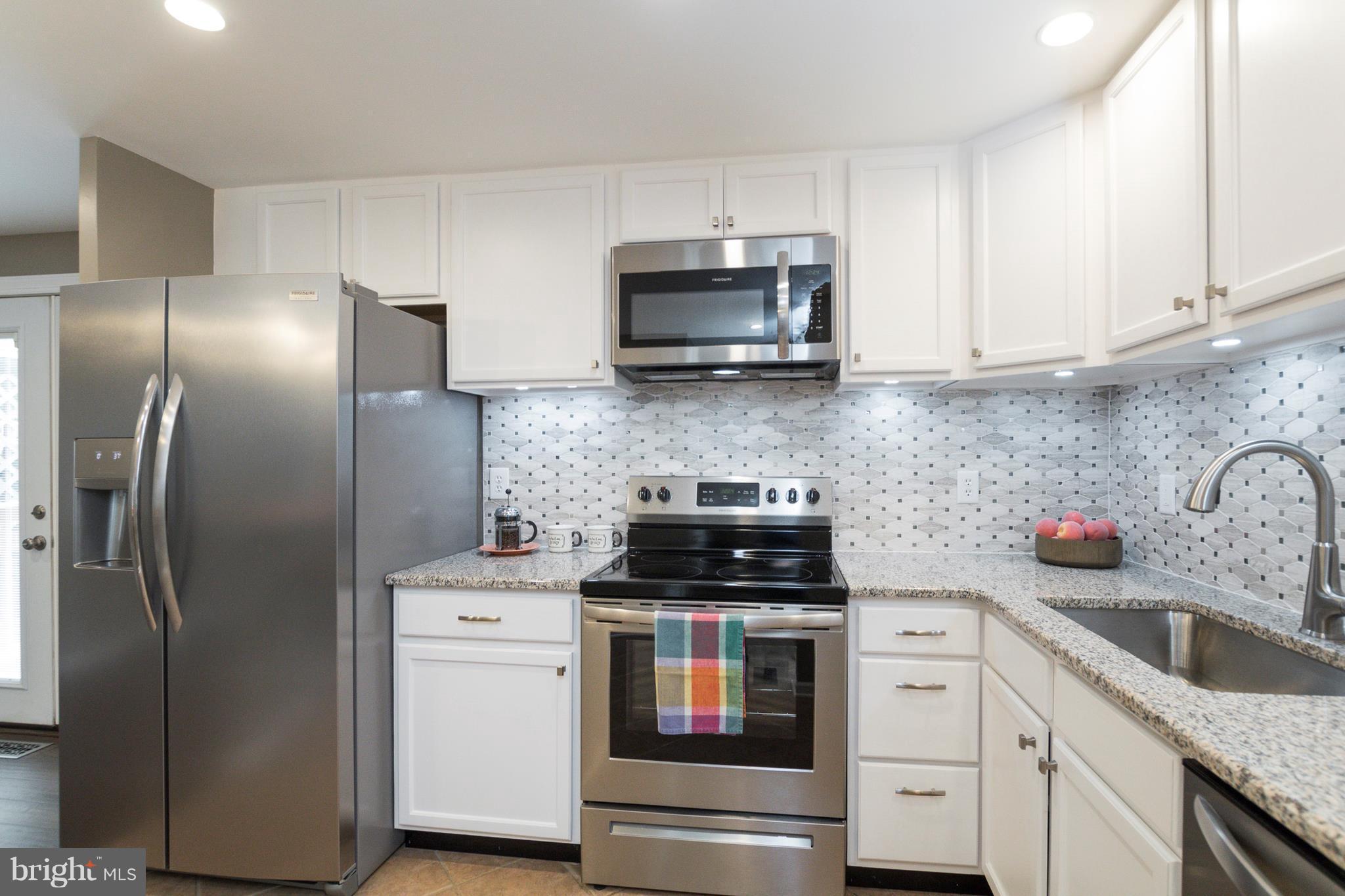 3 Sagebrush Court Baltimore, MD 21236 - Photo 3 of 30 Stainless Appliances