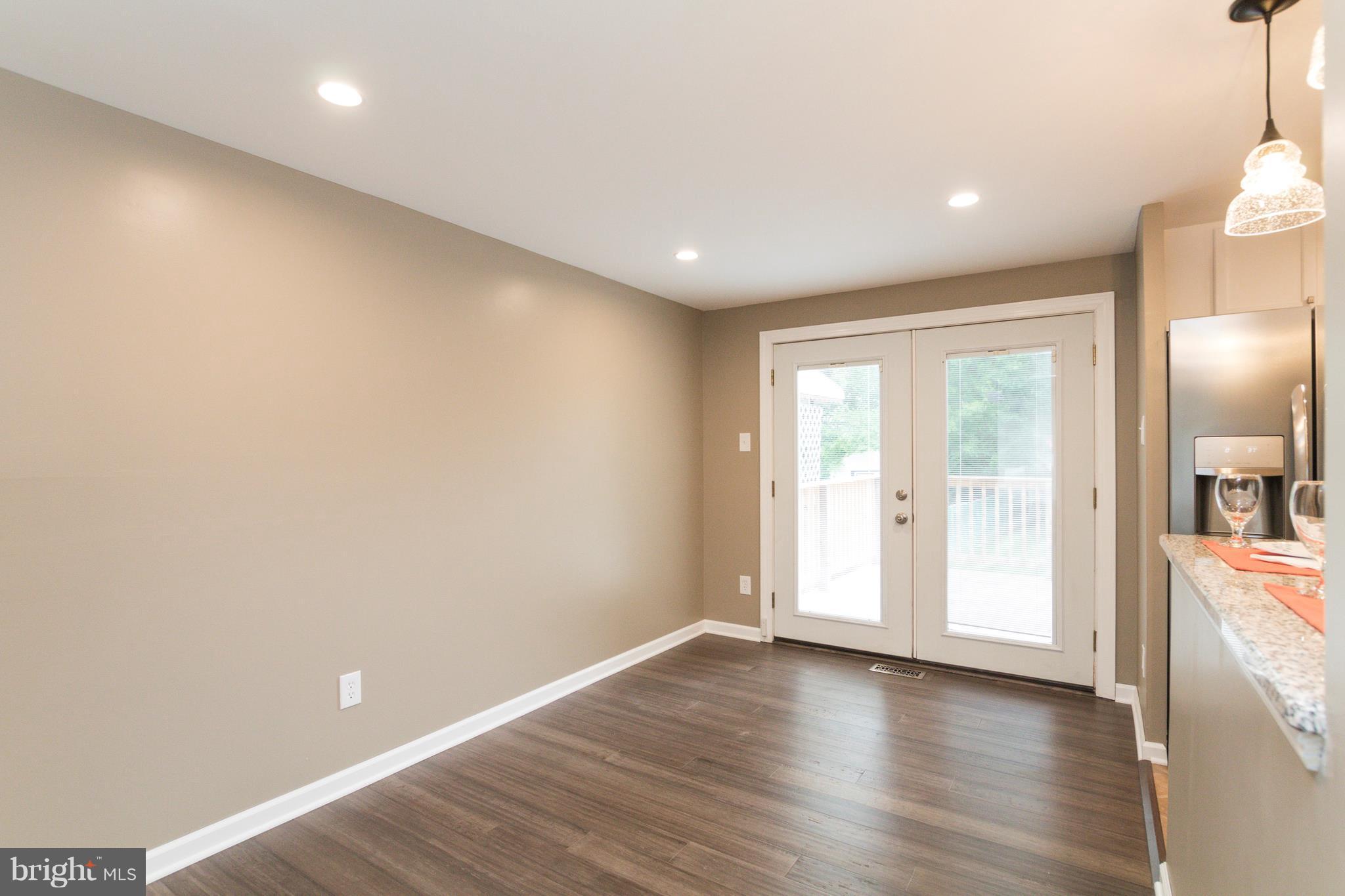 3 Sagebrush Court Baltimore, MD 21236 - Photo 6 of 30 Dining Room
